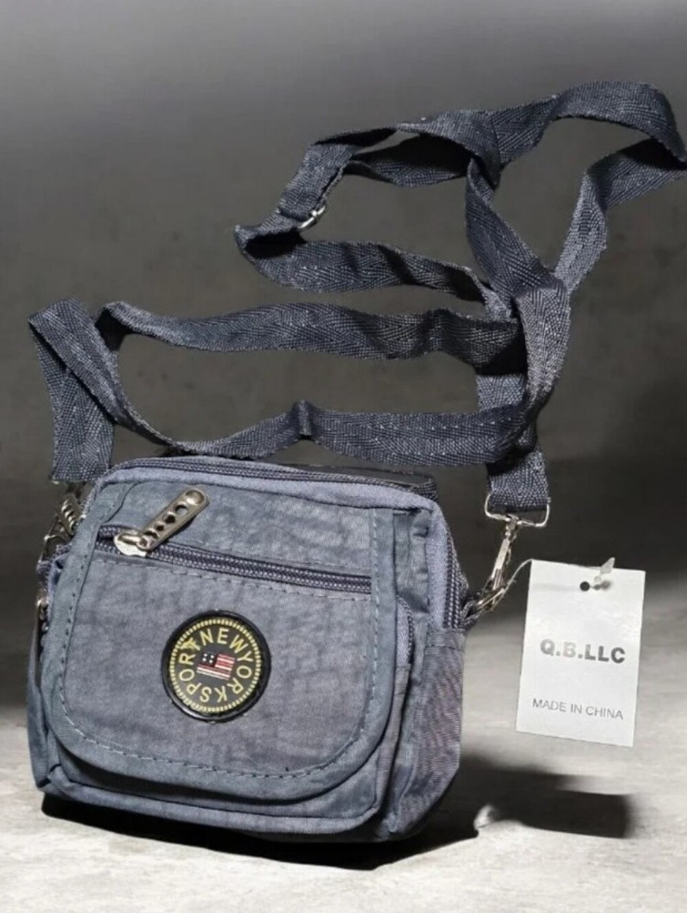 Q.B.L.L.C-Mjni Zip Pouch Crossbody Bag (Gray 🩶)
